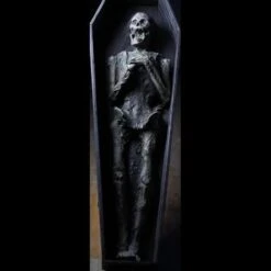 "Death Decomposing Corpse" Graveyard Halloween Prop