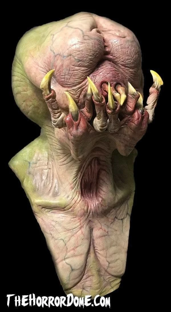 "Fanged Predator Elite" HD Studios Pro Mask 5 "Fanged Predator Elite" HD Studios Pro Mask - Image 3