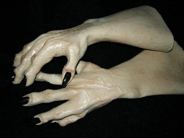 "Werewolf Monster Hands" Deluxe Latex Halloween Costume Gloves 4 "Werewolf Monster Hands" Deluxe Latex Halloween Costume Gloves - Image 2